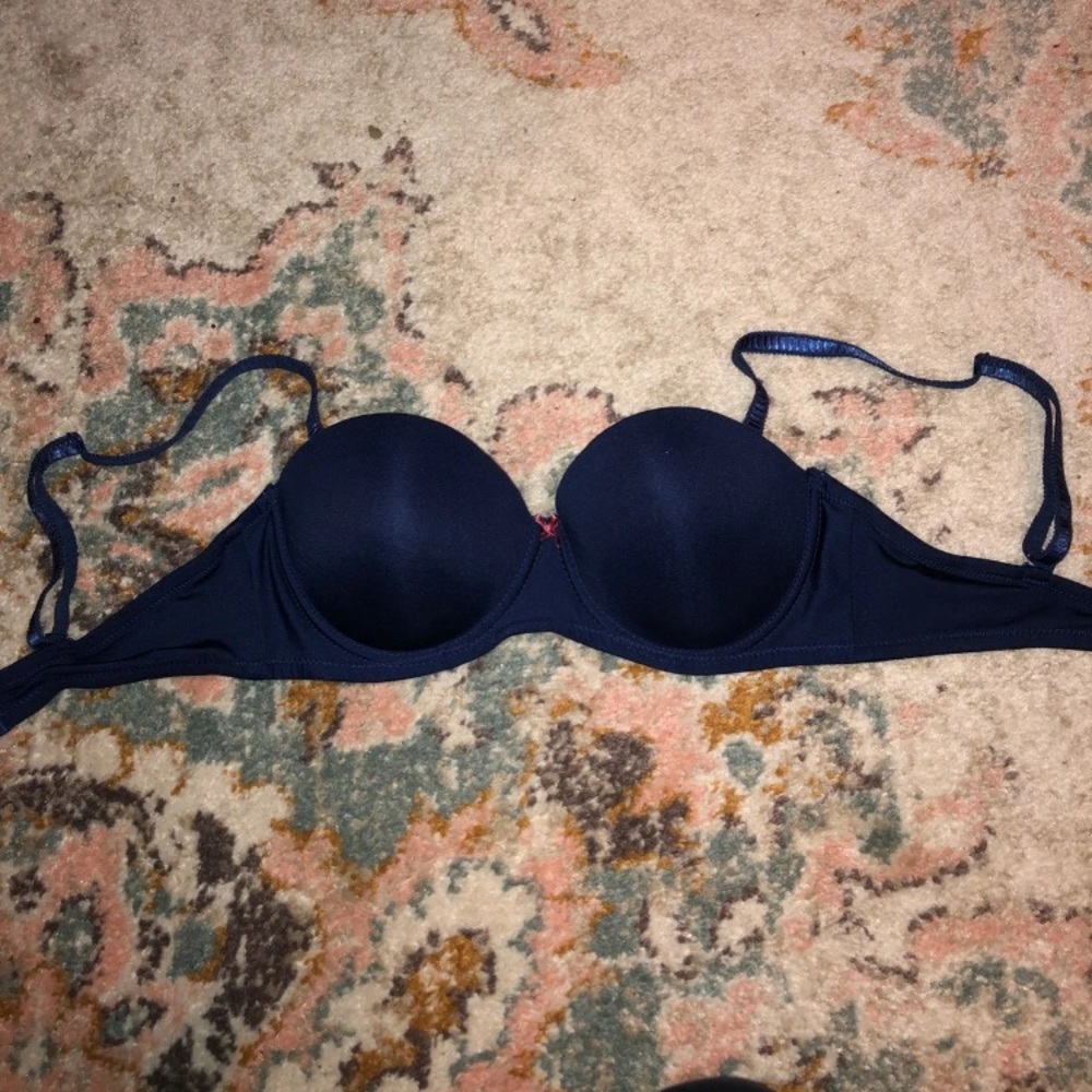 Marilyn Monroe bra